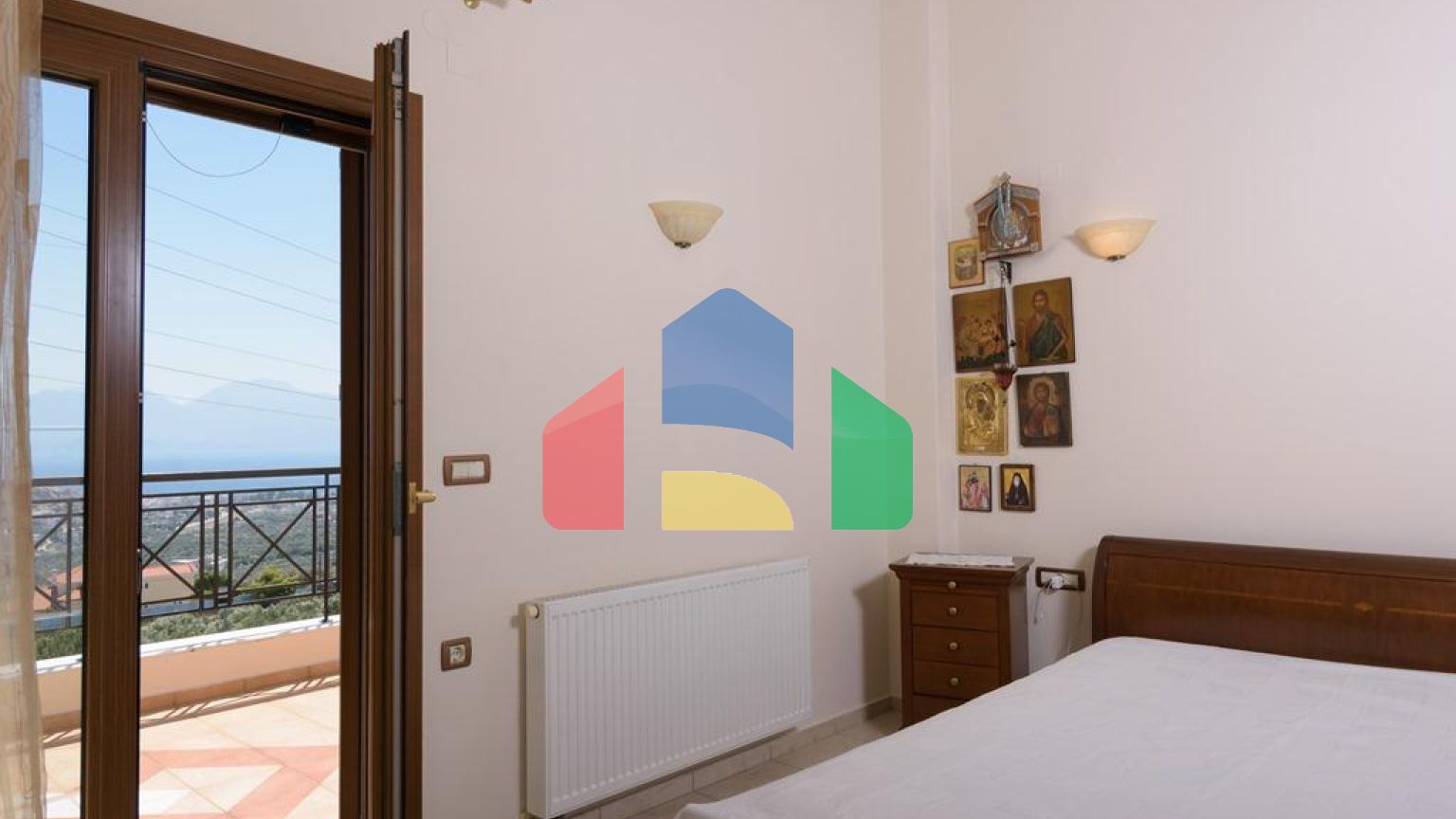 Продаж - Котедж 380 m² на Криті