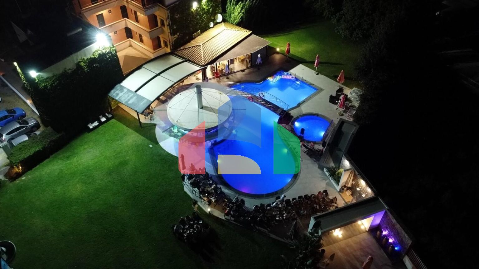 Продажа - Гостиница 700 m² на Крите