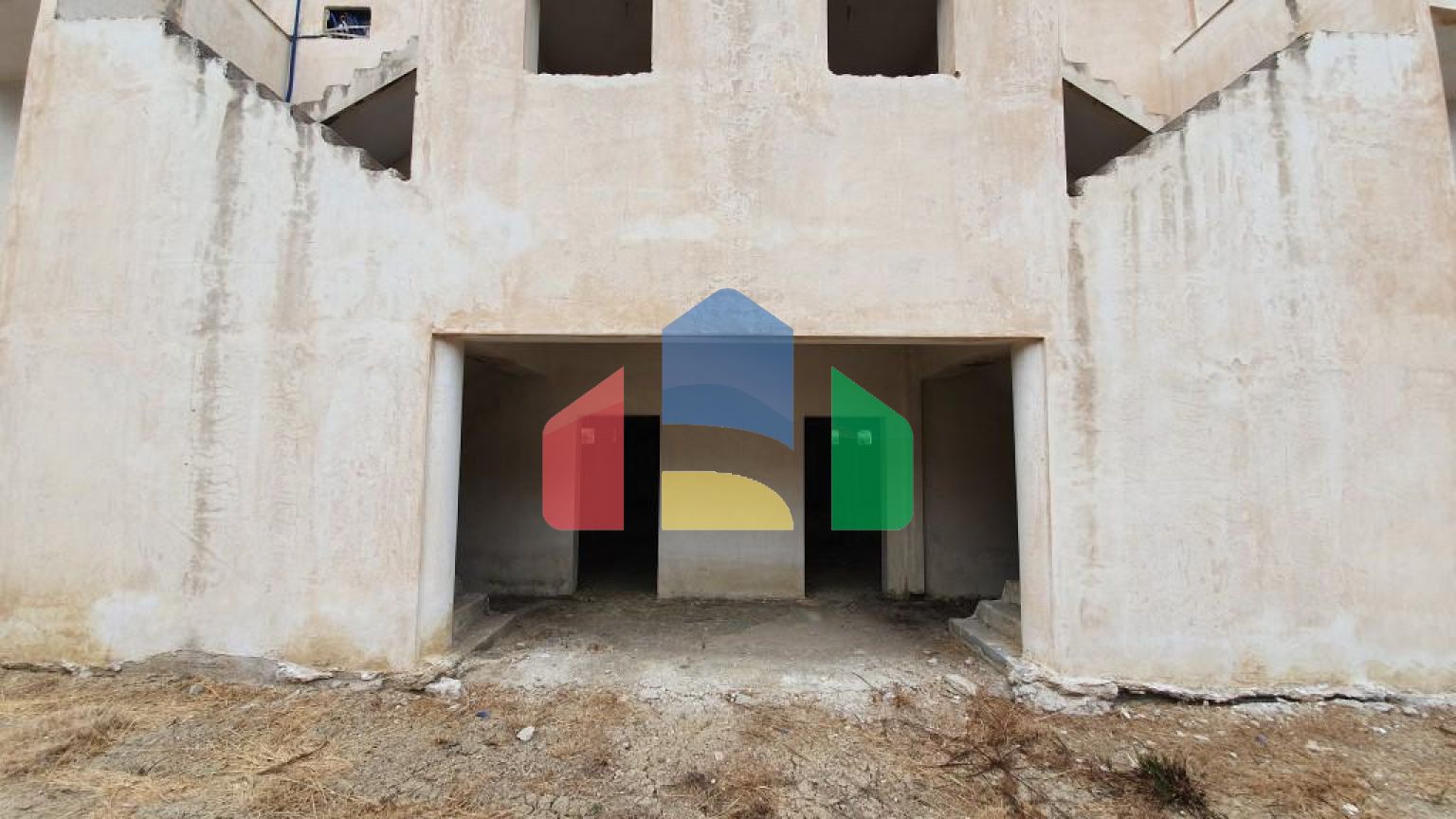 Продаж - Бізнес 750 m² на Криті