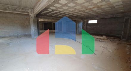 Продаж - Бізнес 750 m² на Криті