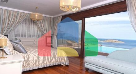 Продажа - Вилла 250 m² на Крите