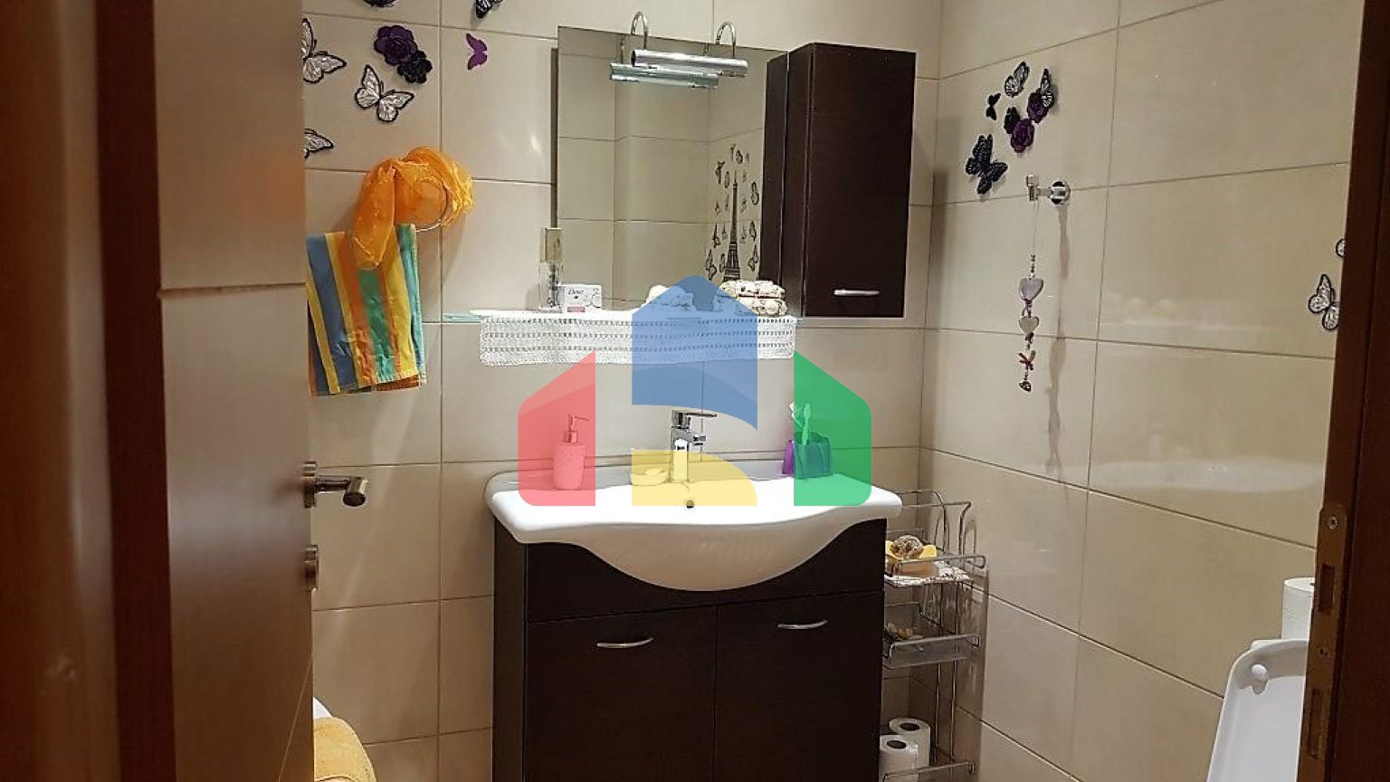 Продаж - Бізнес 540 m² на Криті