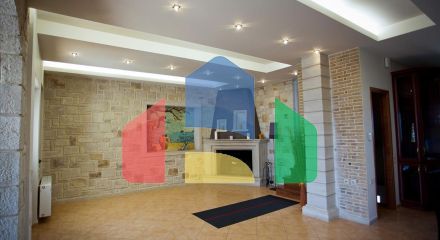 Продажа - Бизнес 750 m² на Крите