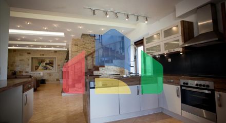 Продажа - Бизнес 750 m² на Крите