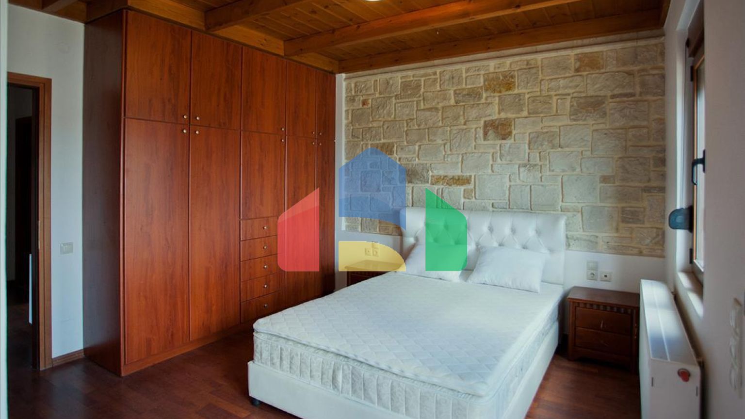 Продажа - Бизнес 750 m² на Крите