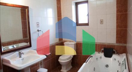 Продажа - Бизнес 750 m² на Крите