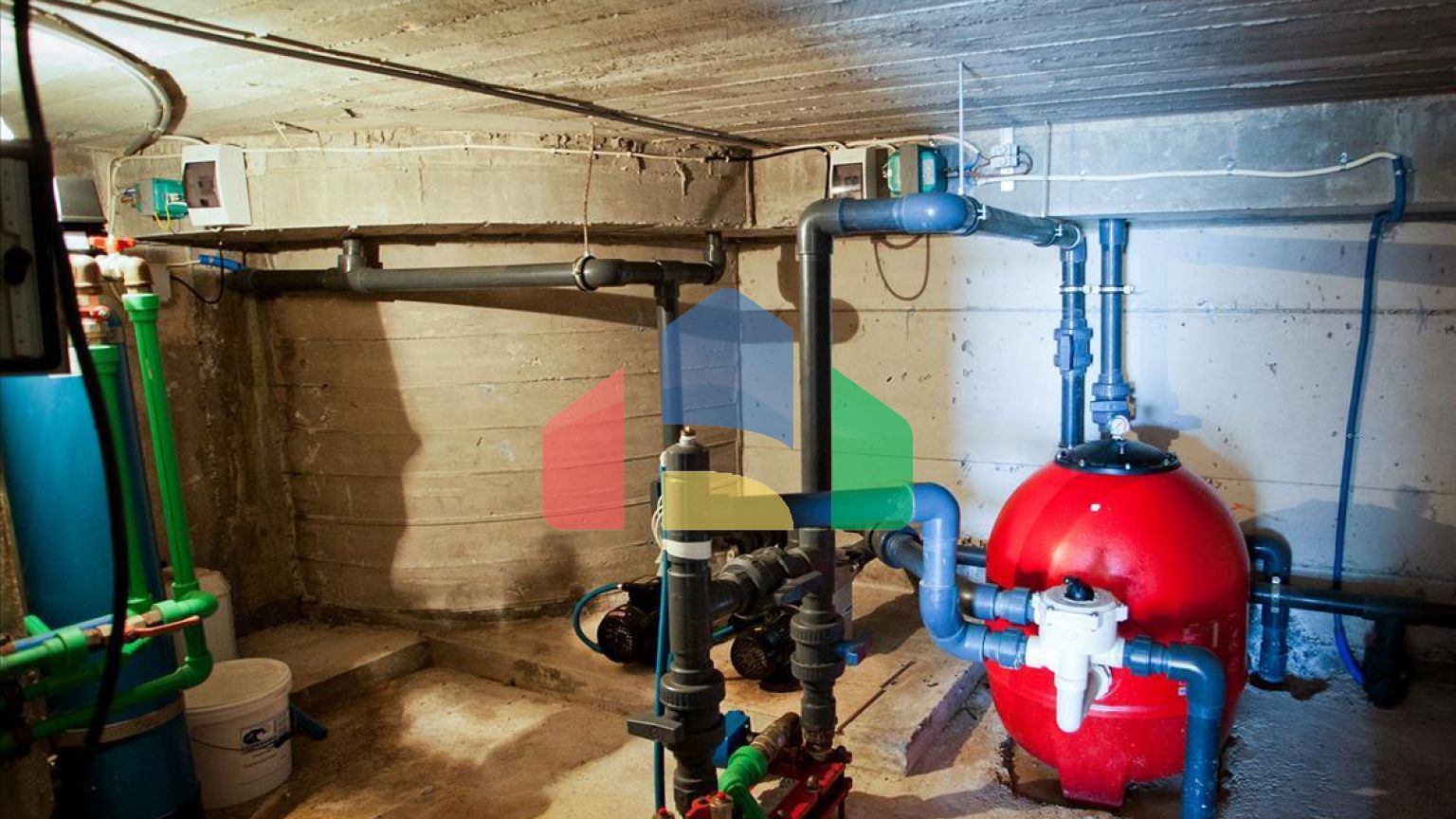 Продажа - Бизнес 750 m² на Крите