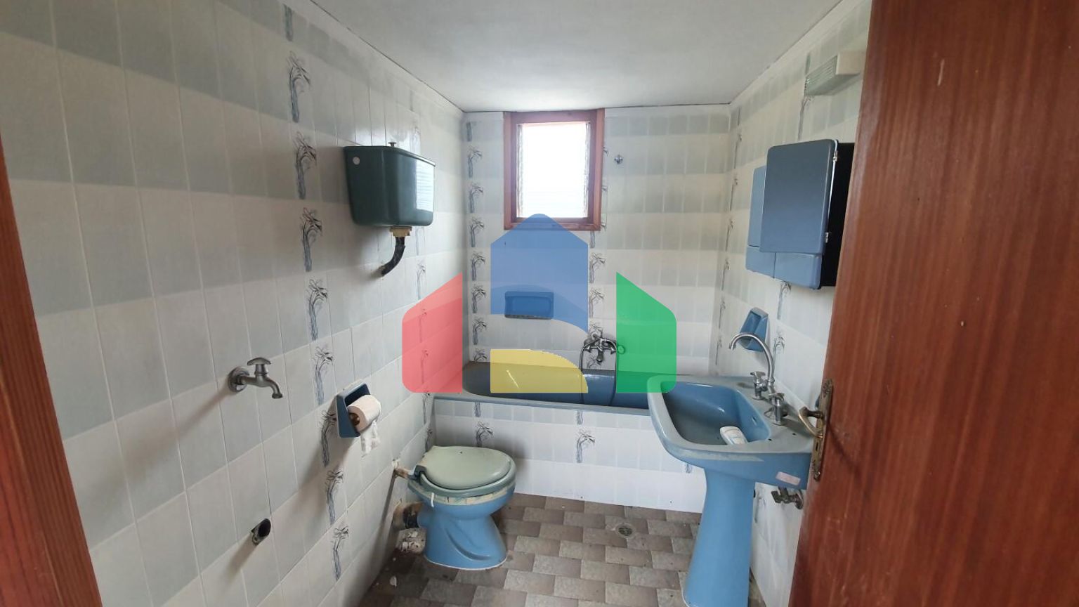 Продаж - Бізнес 511 m² на Криті