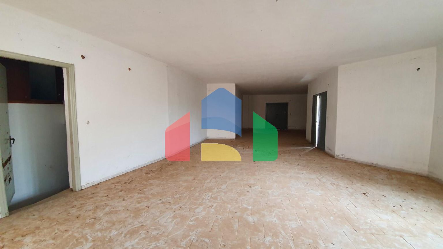 Продаж - Бізнес 511 m² на Криті