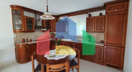 Продаж - Котедж 192 m² на Криті