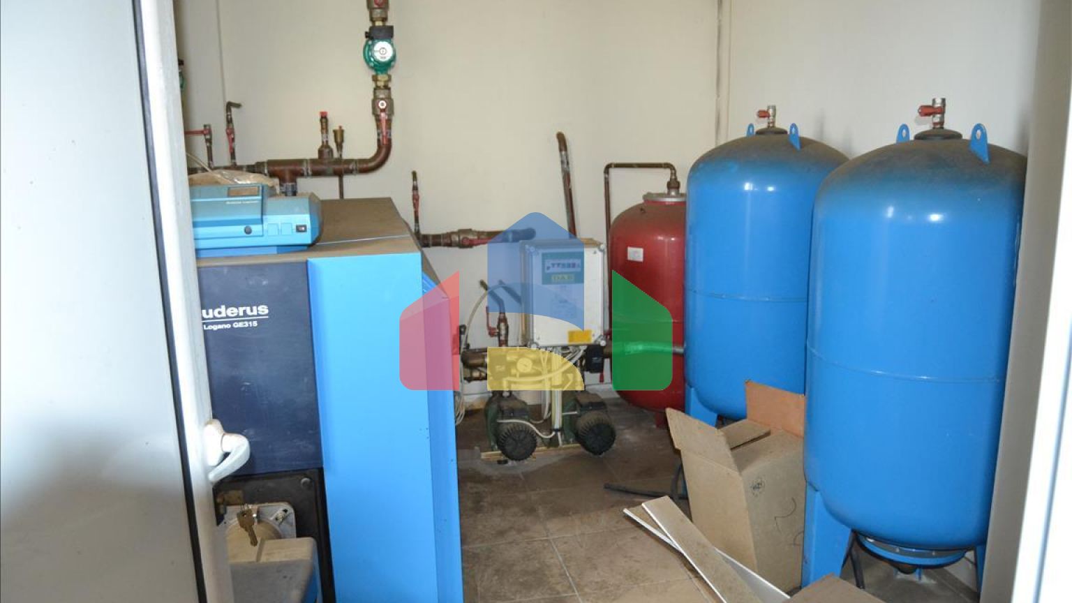 Продаж - Бізнес 540 m² на Криті