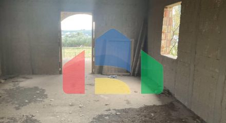 Продаж - Будівля 250 m² на Криті