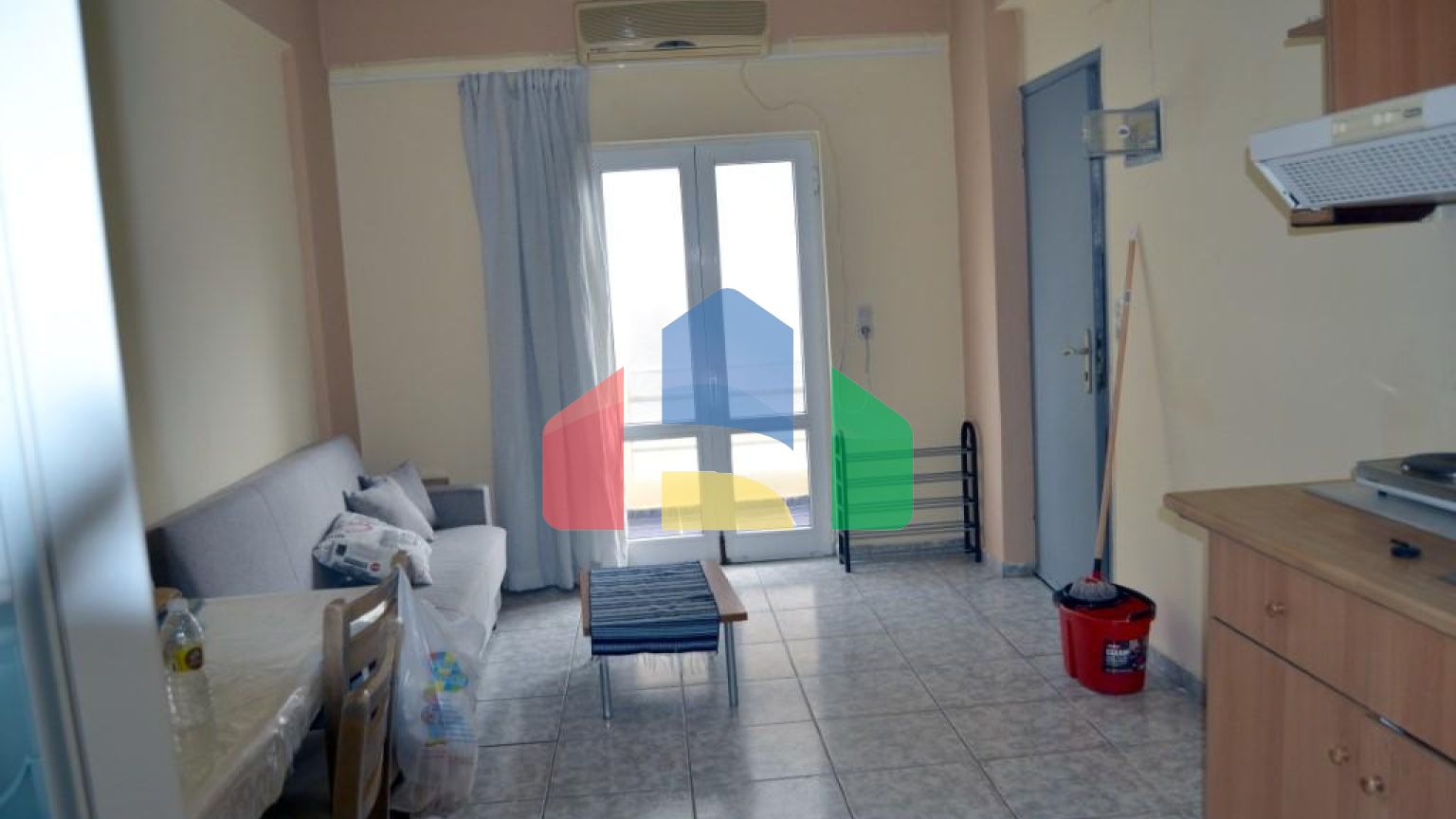 Продаж - Бізнес 800 m² на Криті