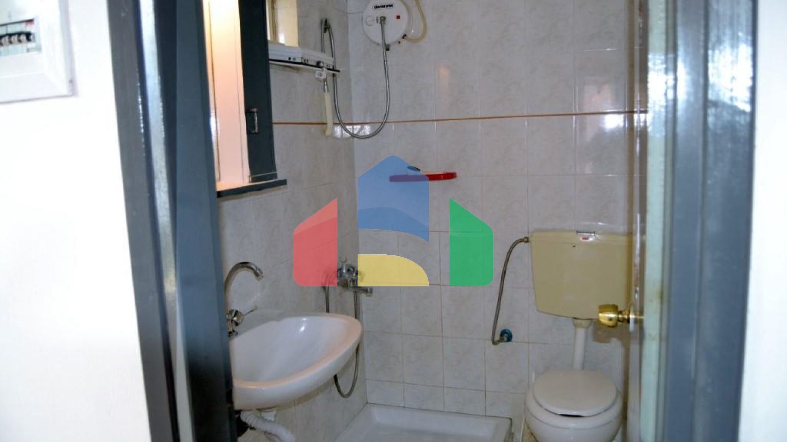 Продаж - Бізнес 800 m² на Криті