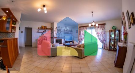 Продаж - Котедж 420 m² на Криті