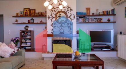 Продаж - Котедж 420 m² на Криті