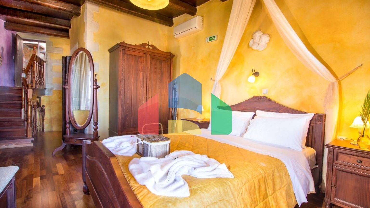 Продажа - Гостиница 520 m² на Крите