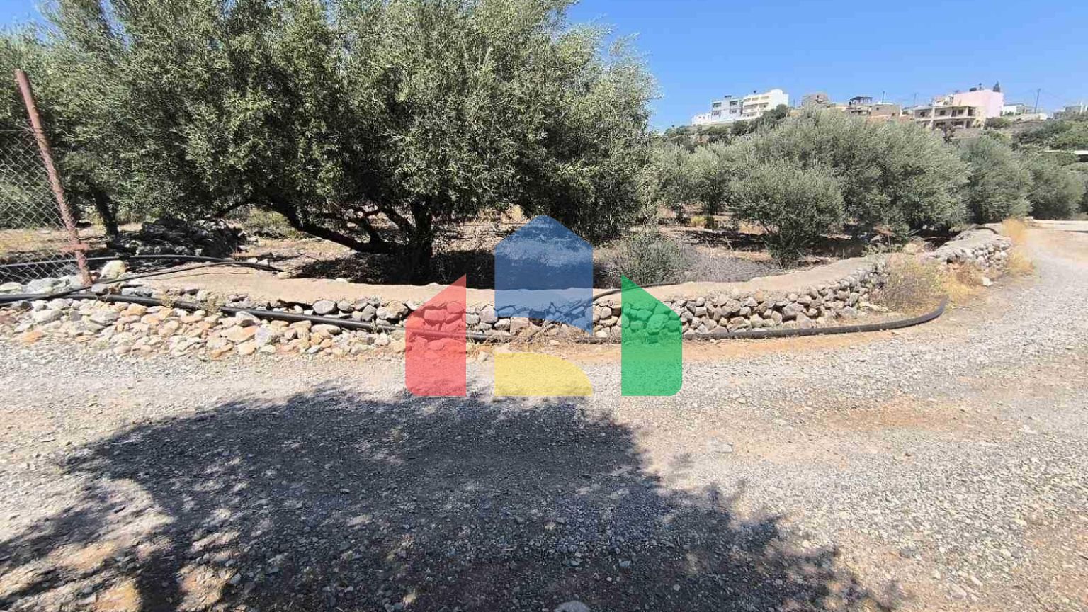 Продажа - Земельный участок 2049 m² на Крите