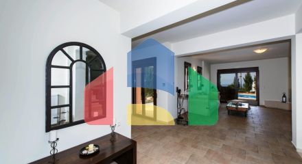 Продажа - Вилла 240 m² на Крите