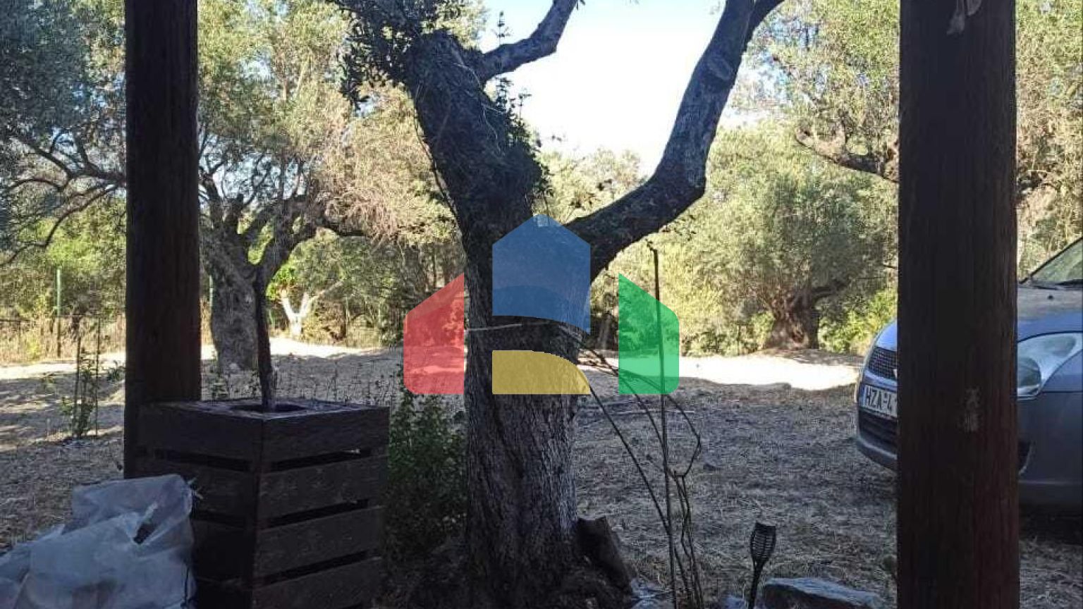 Продаж - Земельна ділянка 6945 m² на Криті