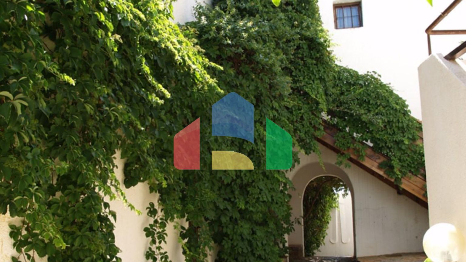 Продажа - Гостиница 3000 m² на Крите