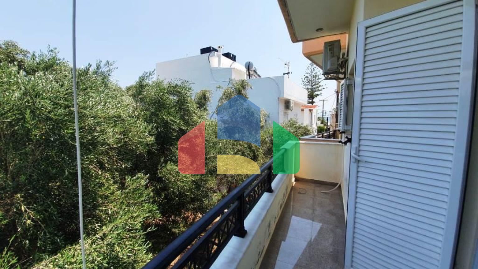 Продажа - Здание 100 m² на Крите