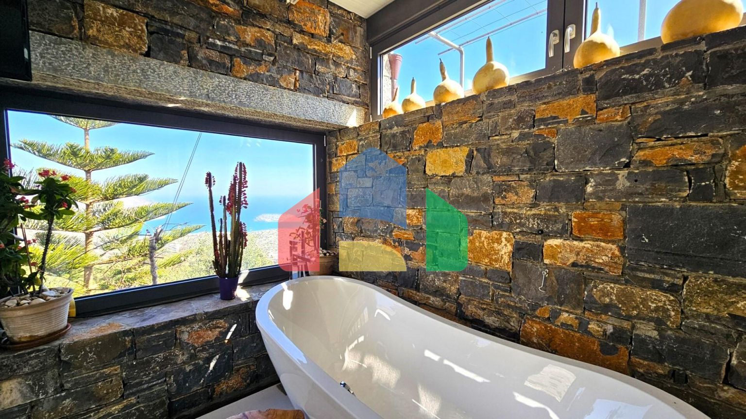 Продажа - Вилла 650 m² на Крите