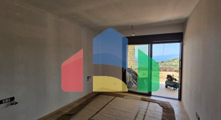 For Sale - Villa 278 m² in Crete