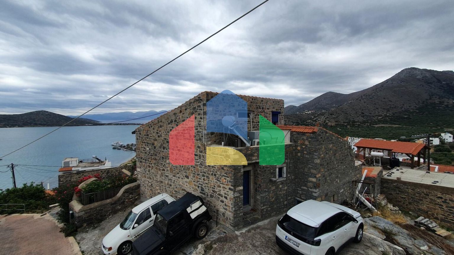 Продажа - Здание 352 m² на Крите