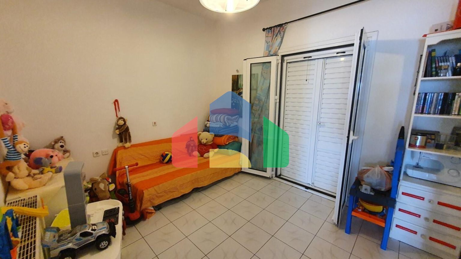 Продажа - Здание 352 m² на Крите