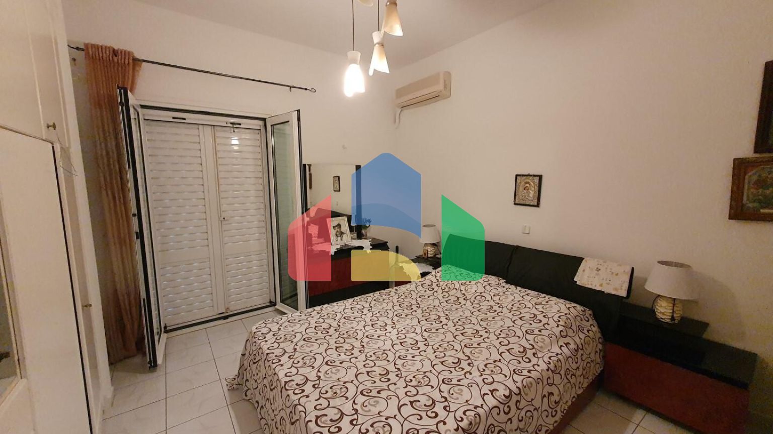 Продажа - Здание 352 m² на Крите