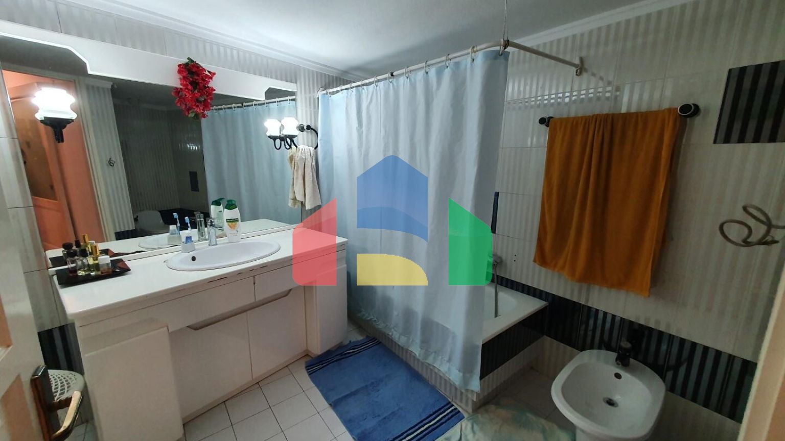 Продажа - Здание 352 m² на Крите