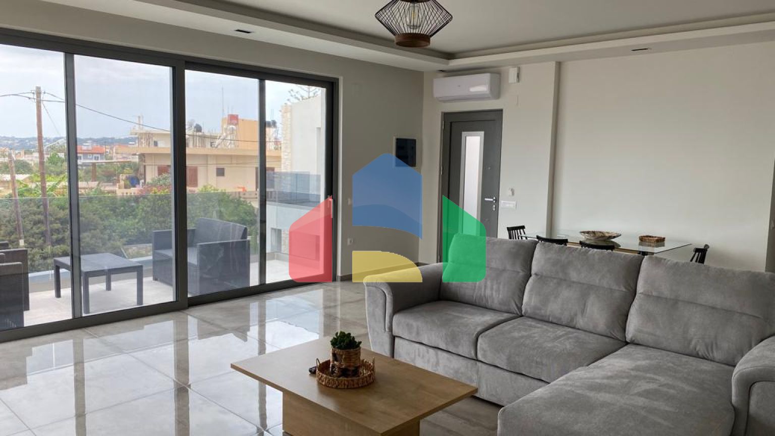 Продажа - Бизнес 500 m² на Крите