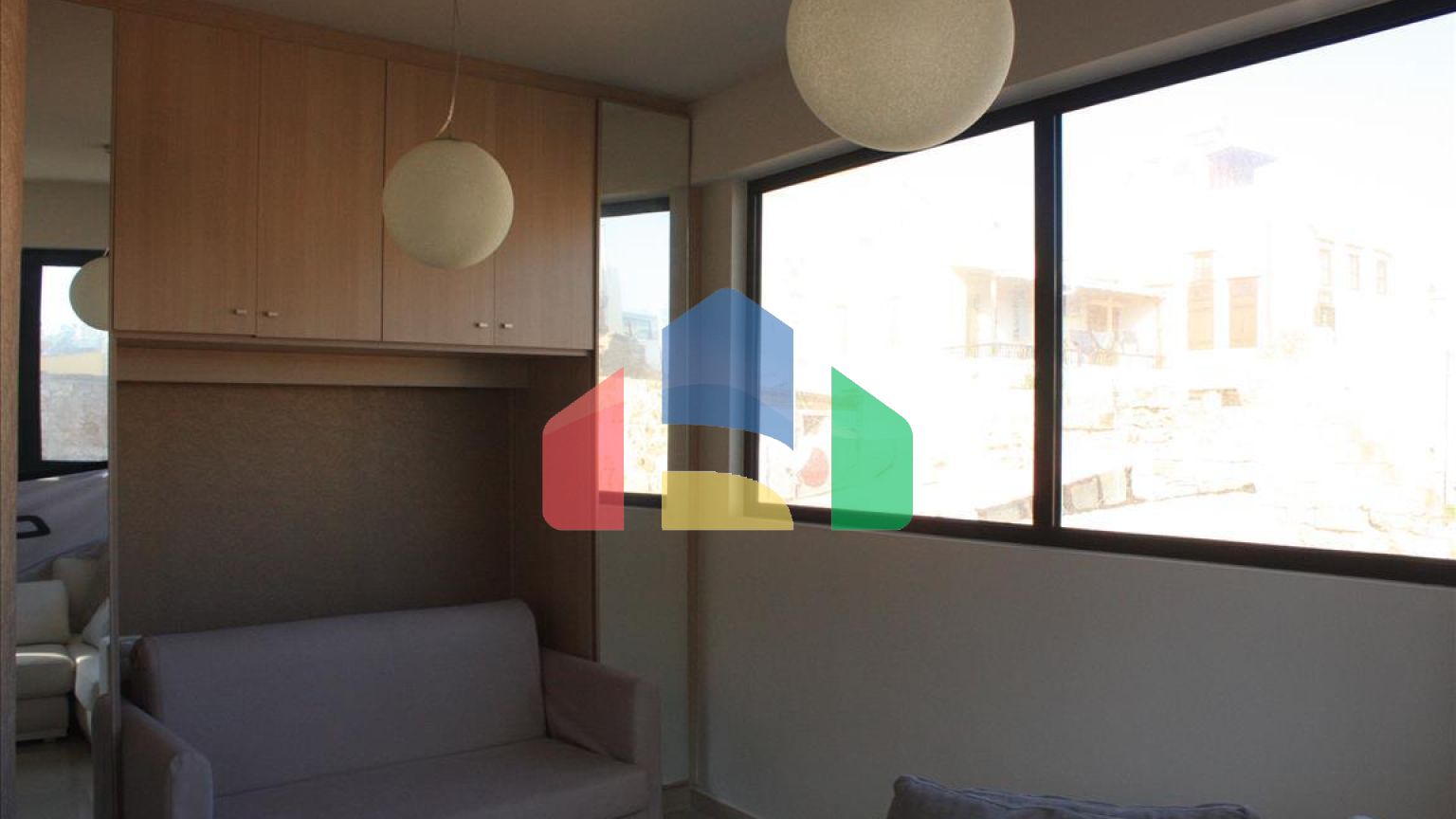 Продаж - Бізнес 100 m² на Криті