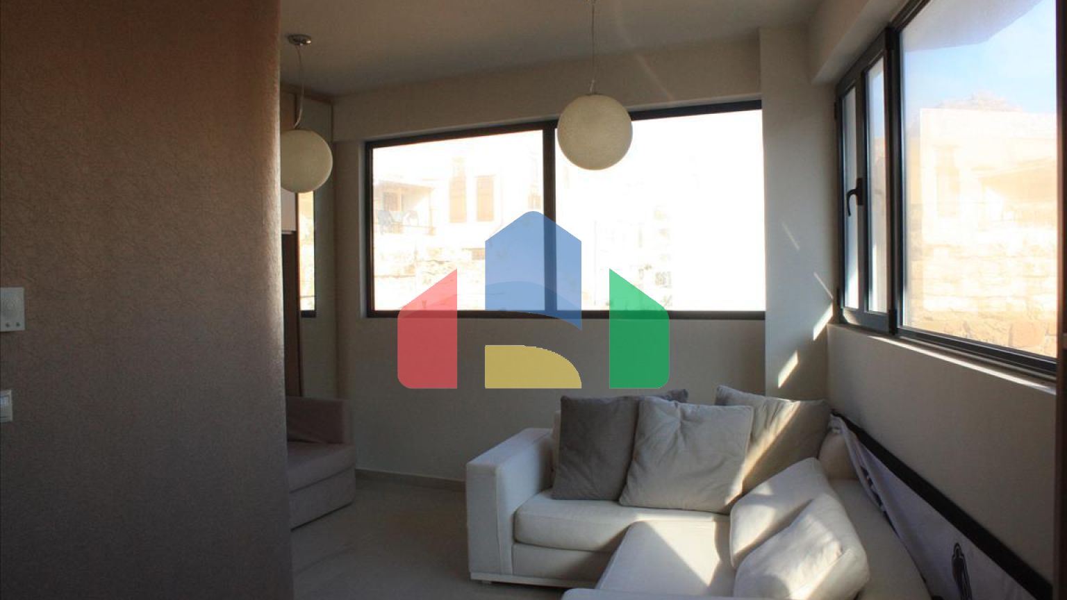 Продаж - Бізнес 100 m² на Криті