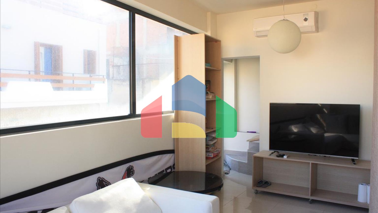 Продаж - Бізнес 100 m² на Криті