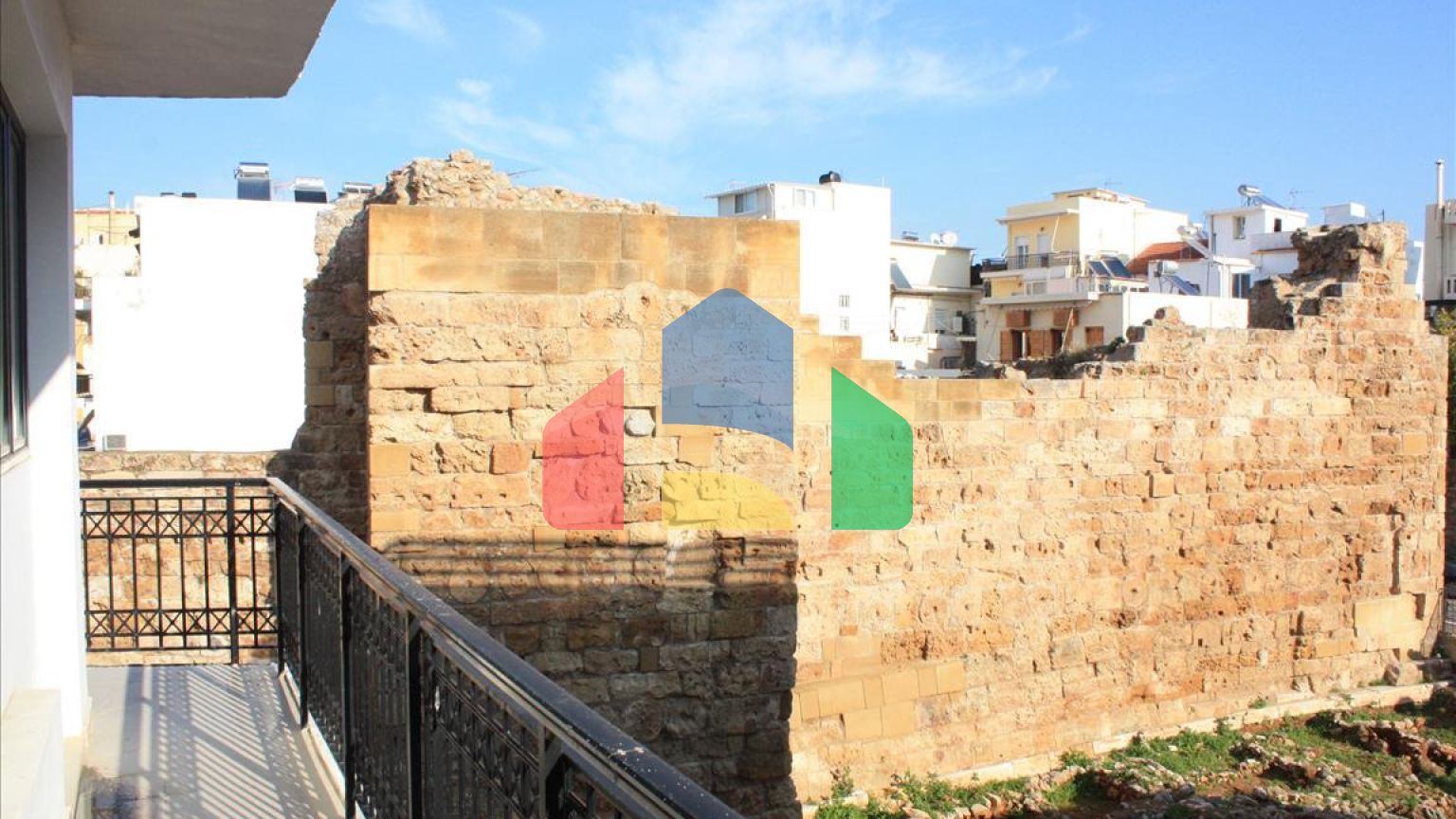 Продаж - Бізнес 100 m² на Криті