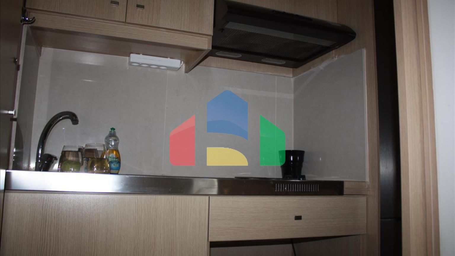 Продаж - Бізнес 100 m² на Криті