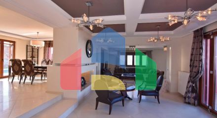 For Sale - Villa 500 m² in Crete