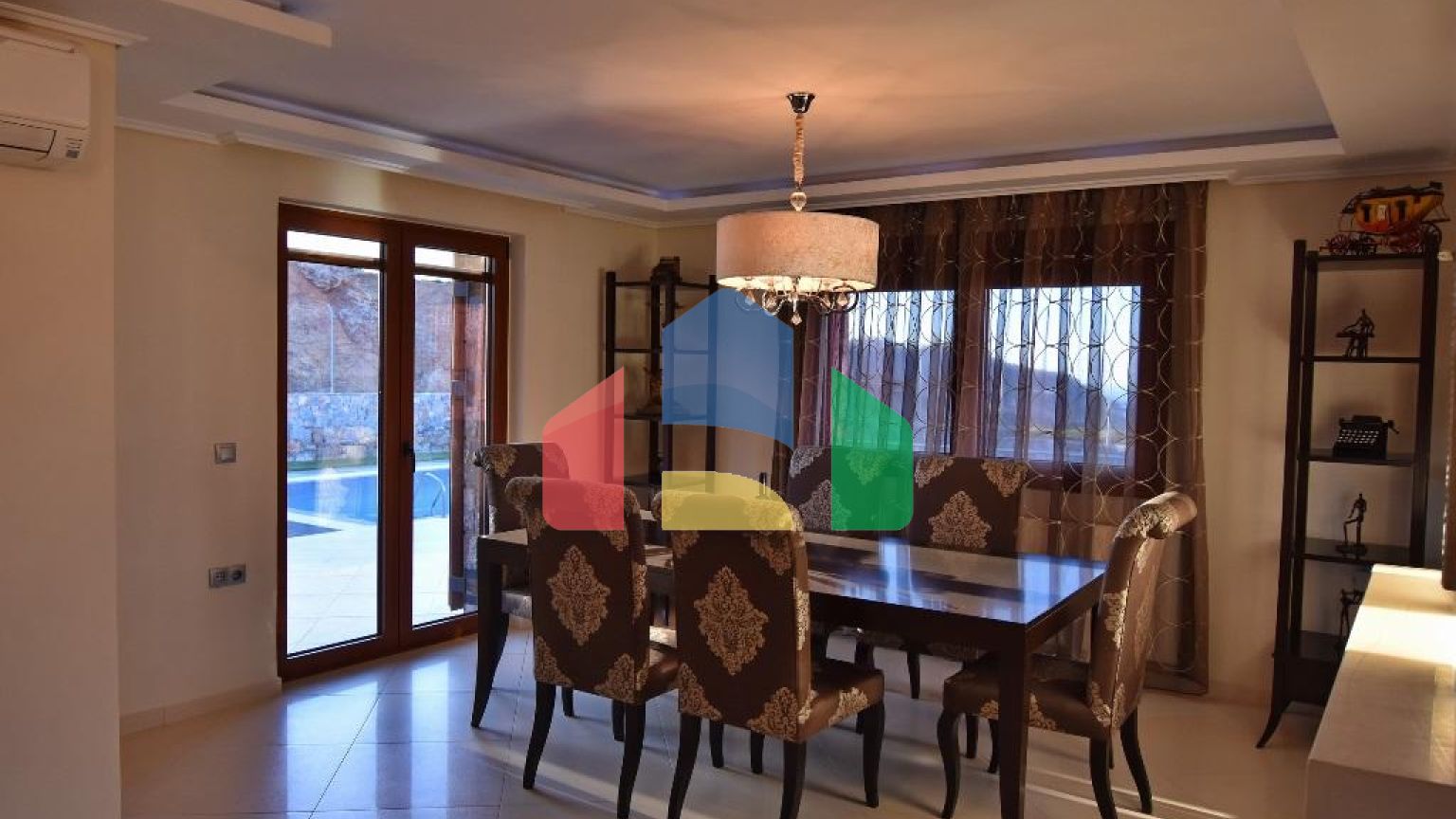 Продажа - Вилла 500 m² на Крите