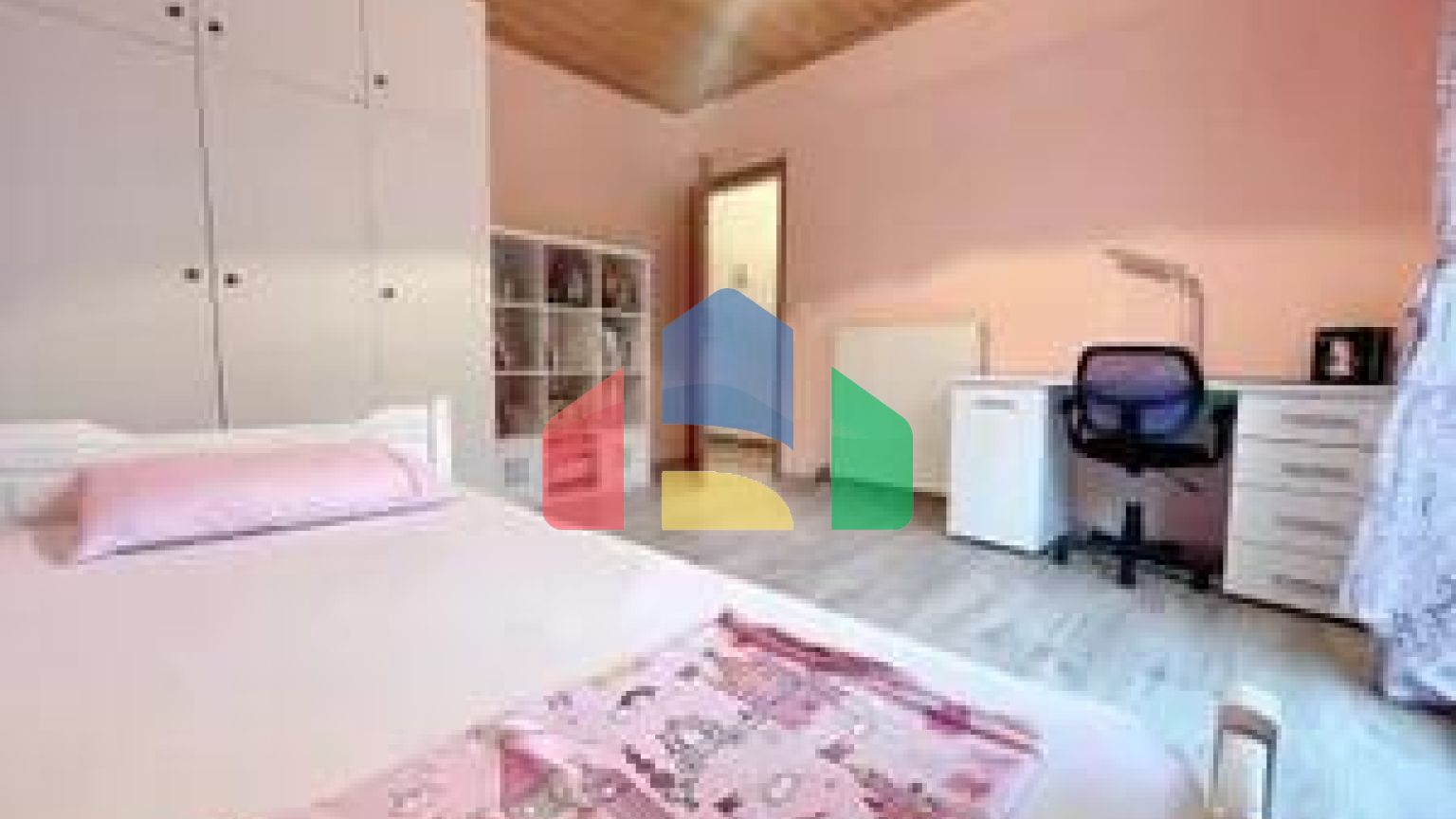 Продаж - Квартира 120 m² на Криті