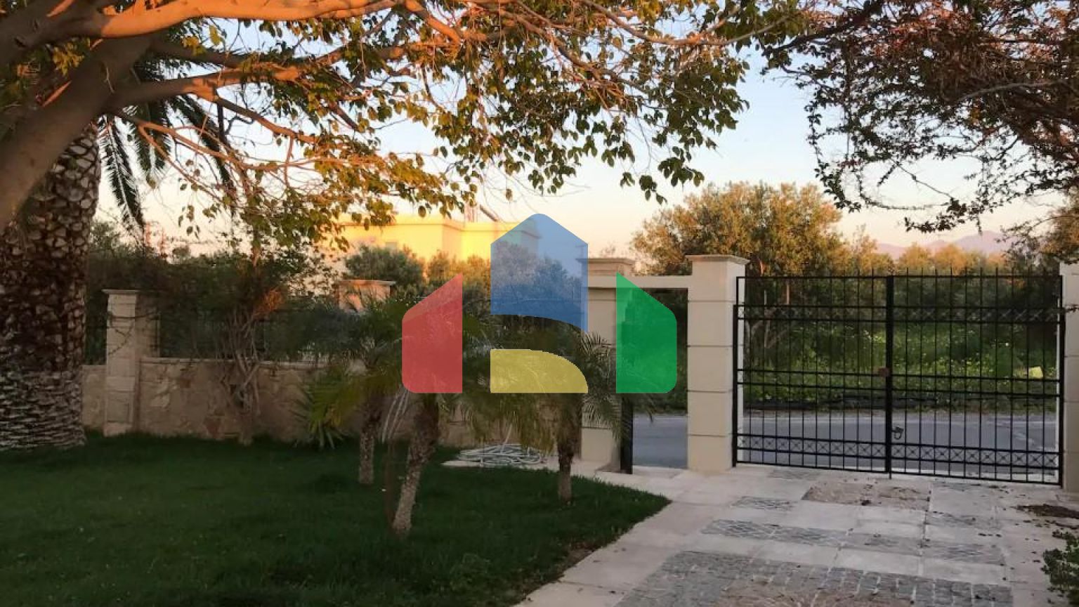 Продаж - Вілла 160 m² на Криті