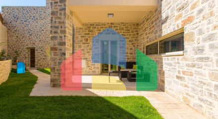 For Sale - Villa 211 m² in Crete