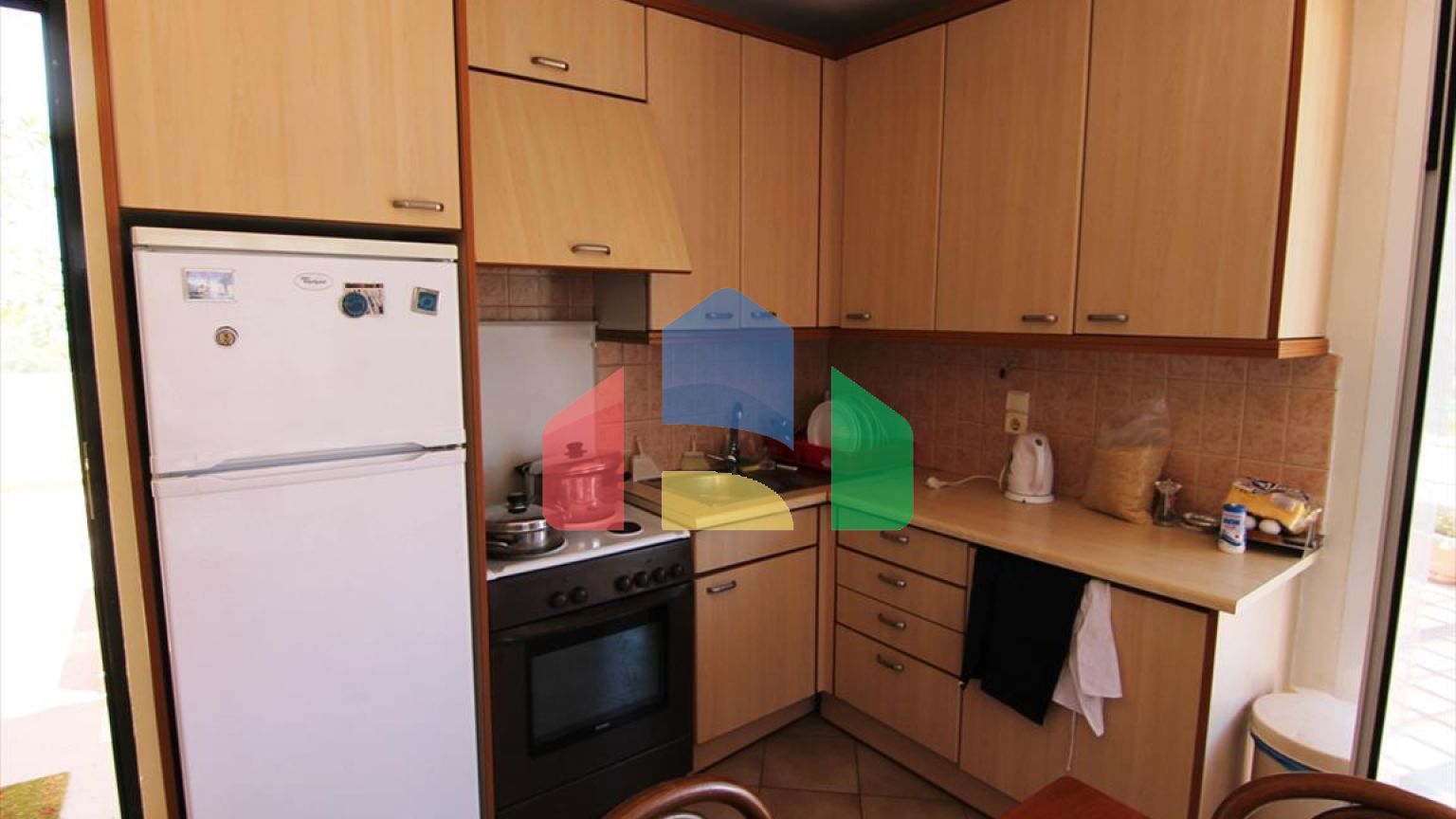 Продаж - Комерційна нерухомість 216 m² на Криті