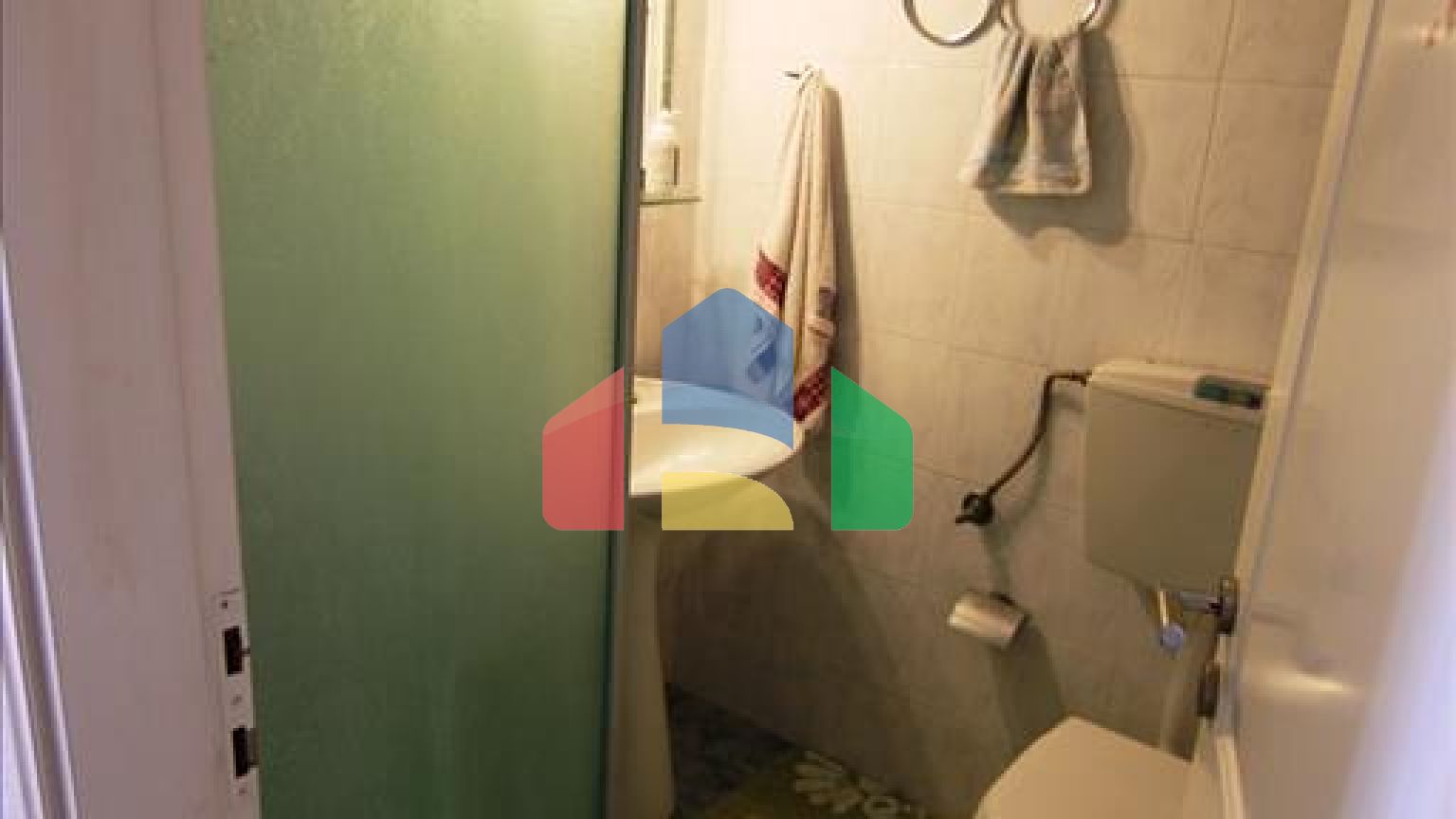 Продаж - Комерційна нерухомість 216 m² на Криті