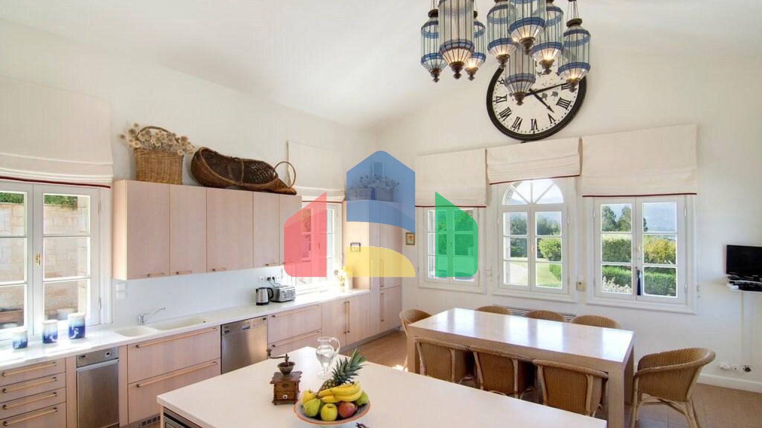 Продаж - Вілла 1200 m² на Криті