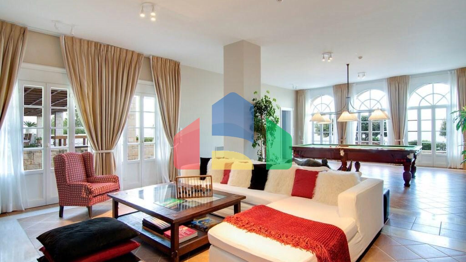 Продаж - Вілла 1200 m² на Криті