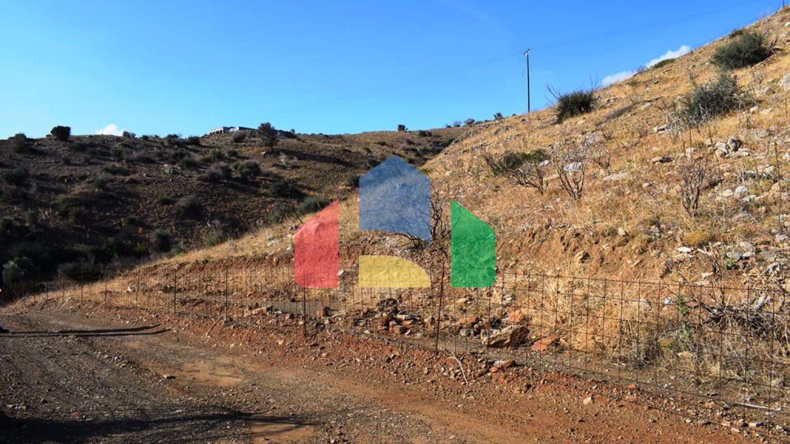 Продажа - Земельный участок 4137 m² на Крите