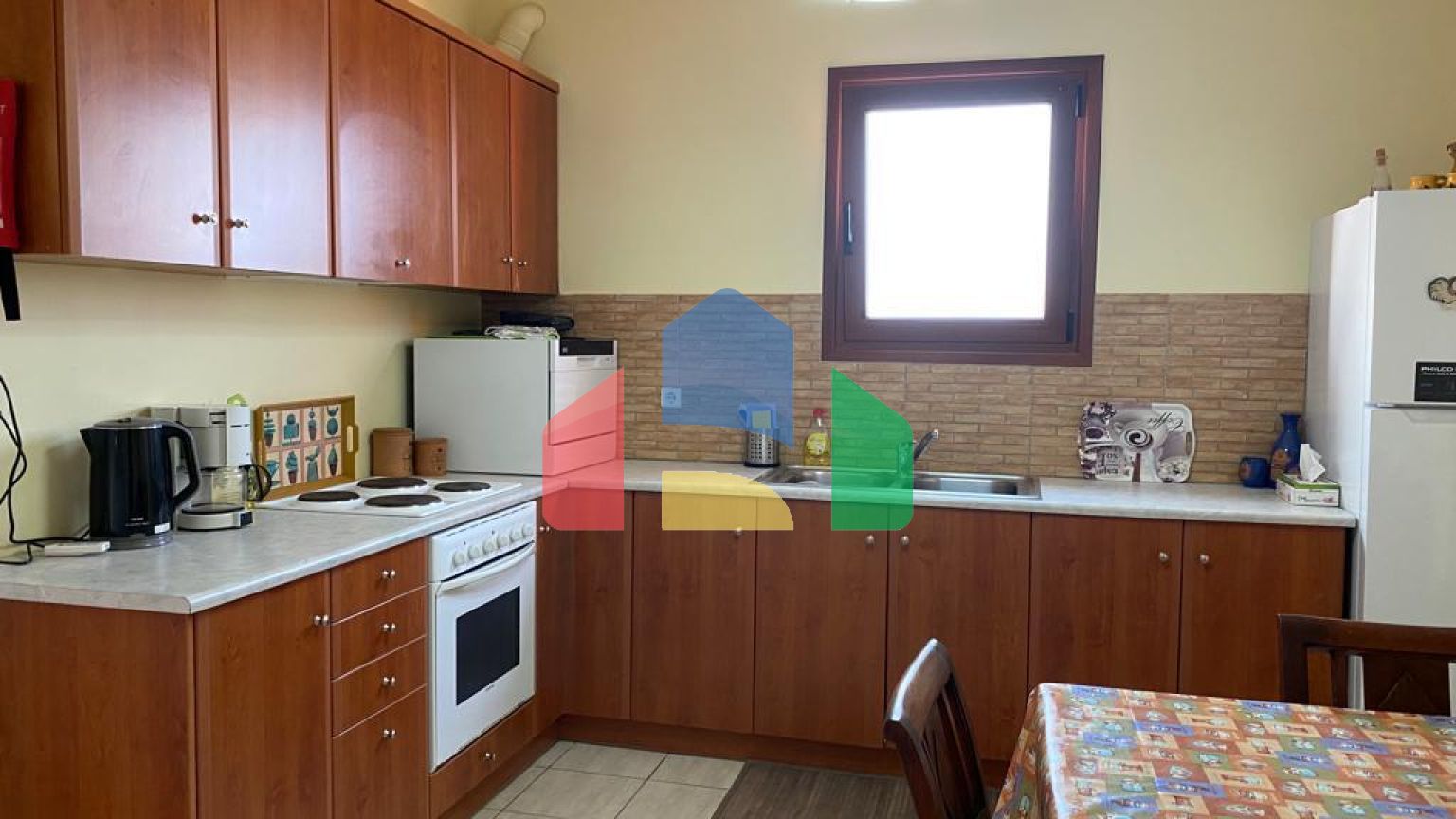 Продаж - Бізнес 700 m² на Криті