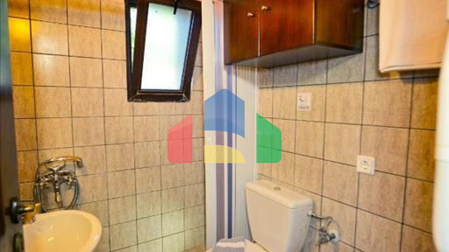 Продажа - Гостиница 1000 m² на Крите